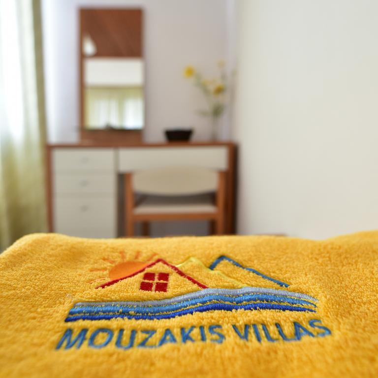 Mouzakis Villas Agia Paraskevi  Exterior photo